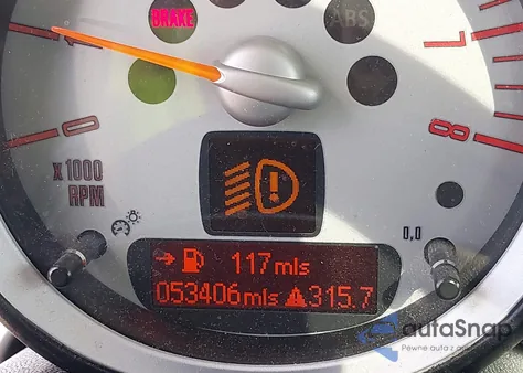 2010 Mini Cooper z USA, uszkodzony, nr VIN WMWMF3C54ATU76208